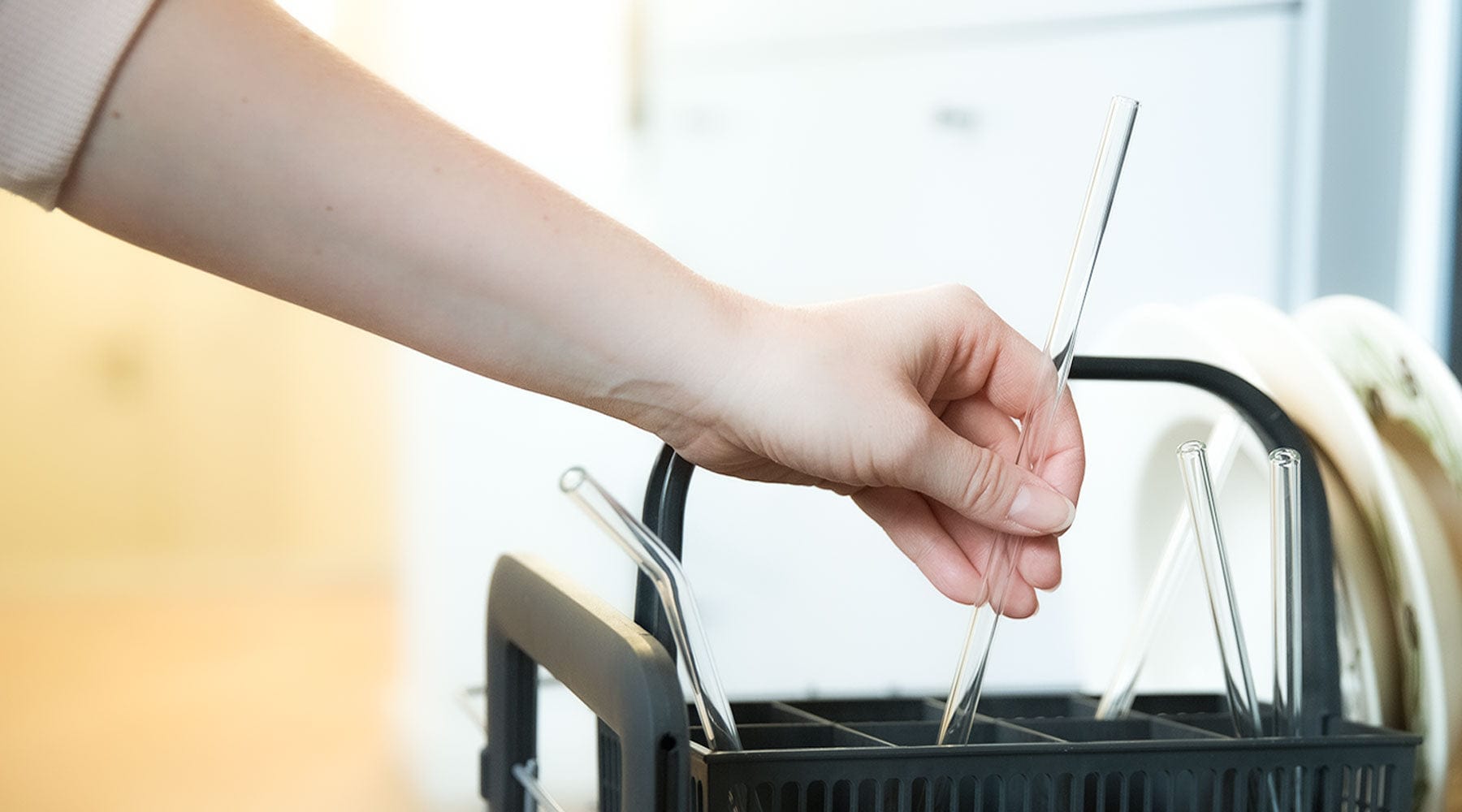 How-to:cleaning glass straws in a dishwasher & manually - HALM Straws