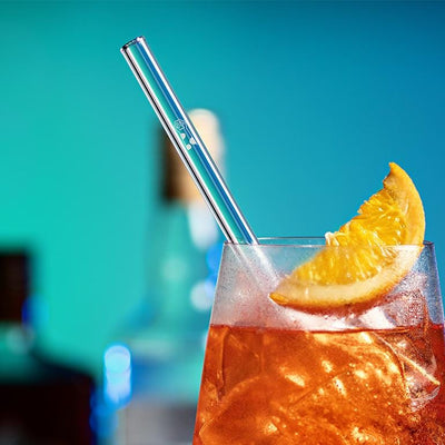 txt
pattes de chat imprimées sur des pailles en verre durables, cadeau pour amatrice de chats, pailles à cocktail gravées pour femmes, Aperol Spritz, gros plan